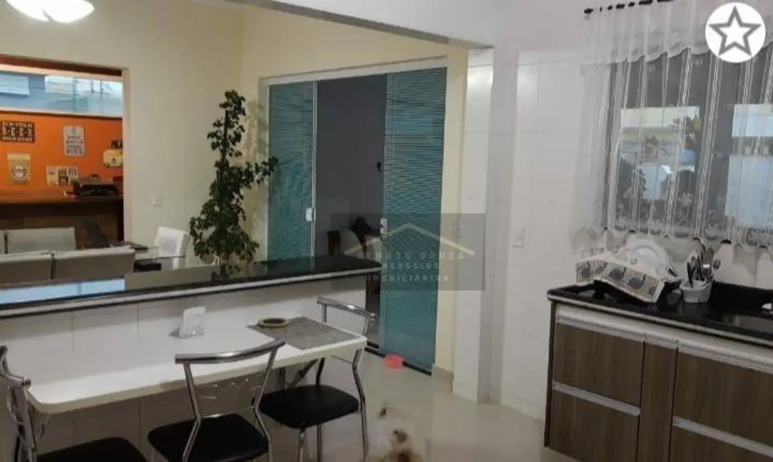 Casa de Condomínio com 4 quartos à venda, 300m2 em Peruibe - SP - imagem 5 Foto 5 de Casa de Condomínio com 4 quartos à venda, 300m2 em Peruibe - SP