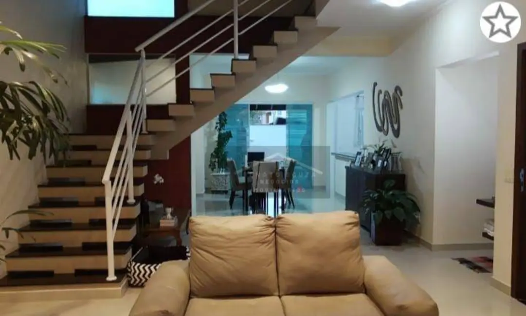 Casa de Condomínio com 4 quartos à venda, 300m2 em Peruibe - SP - imagem 6 Foto 6 de Casa de Condomínio com 4 quartos à venda, 300m2 em Peruibe - SP