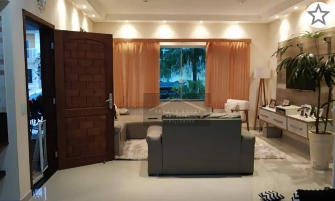 Casa de Condomínio com 4 quartos à venda, 300m2 em Peruibe - SP - imagem 8 Foto 8 de Casa de Condomínio com 4 quartos à venda, 300m2 em Peruibe - SP