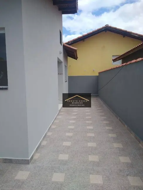 Casa com 2 quartos à venda, 170m2 em Peruibe - SP - imagem 6 Foto 6 de Casa com 2 quartos à venda, 170m2 em Peruibe - SP