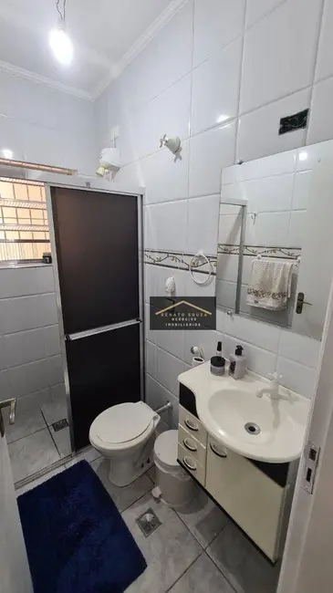 Casa com 4 quartos à venda, 350m2 em Peruibe - SP - imagem 8 Foto 8 de Casa com 4 quartos à venda, 350m2 em Peruibe - SP