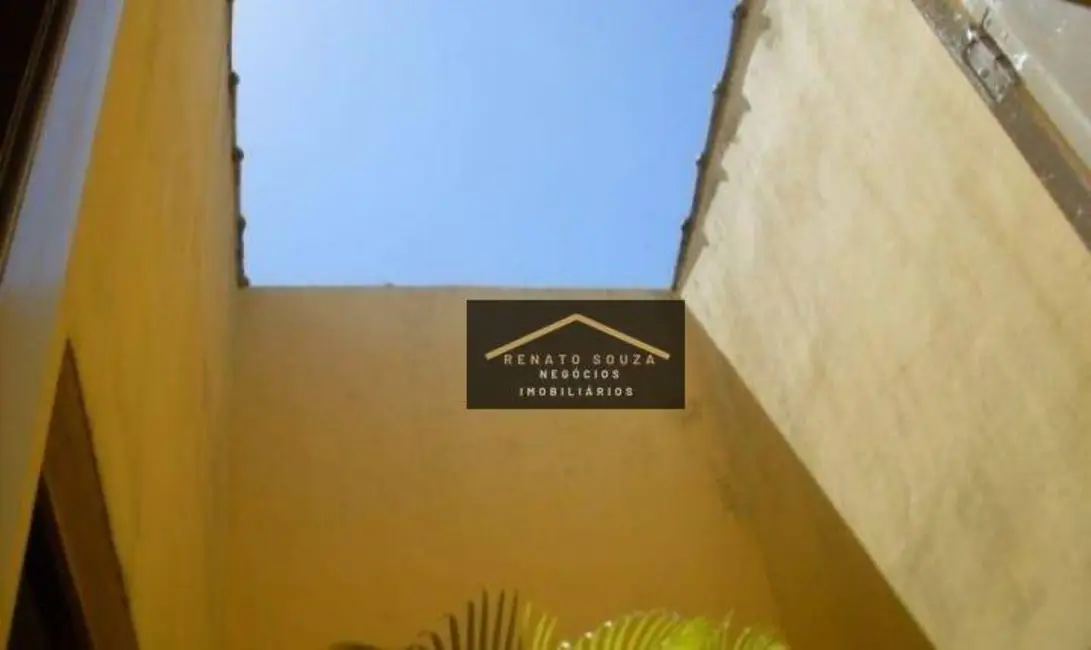 Casa com 3 quartos à venda, 250m2 em Peruibe - SP - imagem 5 Foto 5 de Casa com 3 quartos à venda, 250m2 em Peruibe - SP