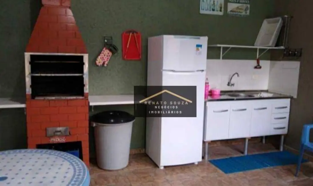 Foto 4 de Casa com 3 quartos à venda, 250m2 em Peruibe - SP