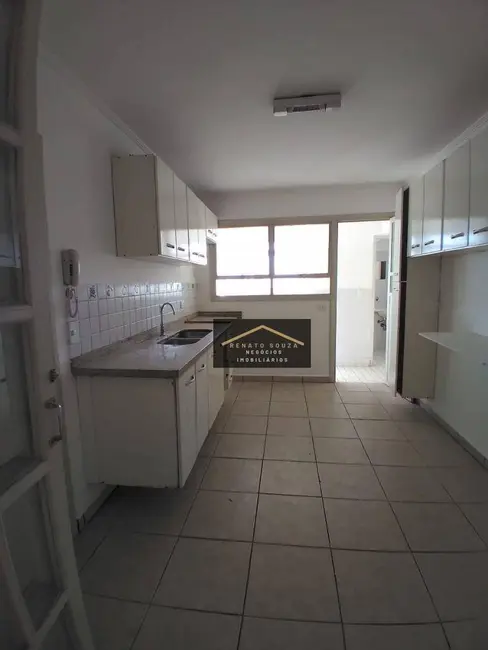 Apartamento com 3 quartos à venda, 121m2 em São Paulo - SP - imagem 8 Foto 8 de Apartamento com 3 quartos à venda, 121m2 em São Paulo - SP