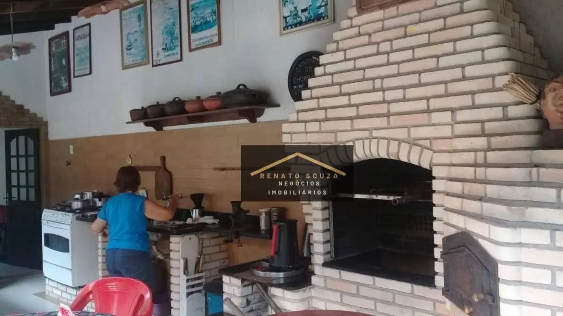 Casa com 3 quartos à venda, 500m2 em Peruibe - SP - imagem 5 Foto 5 de Casa com 3 quartos à venda, 500m2 em Peruibe - SP