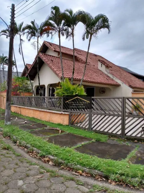 Sobrado com 4 quartos à venda, 337m2 em Peruibe - SP - imagem 2 Foto 2 de Sobrado com 4 quartos à venda, 337m2 em Peruibe - SP