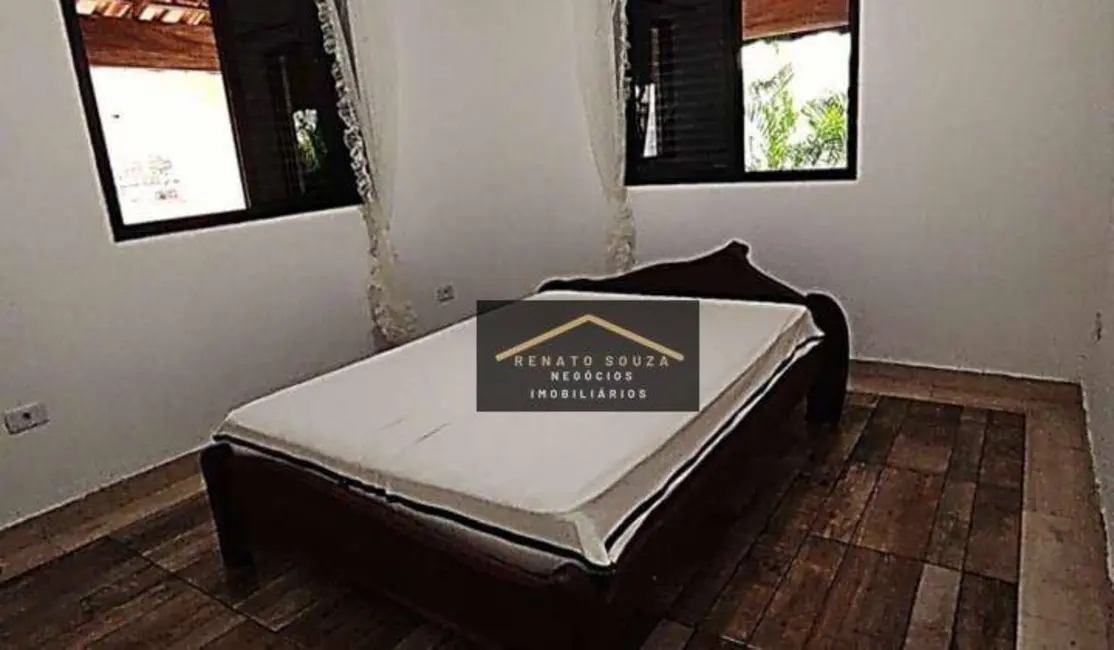 Casa com 3 quartos à venda, 300m2 em Peruibe - SP - imagem 7 Foto 7 de Casa com 3 quartos à venda, 300m2 em Peruibe - SP