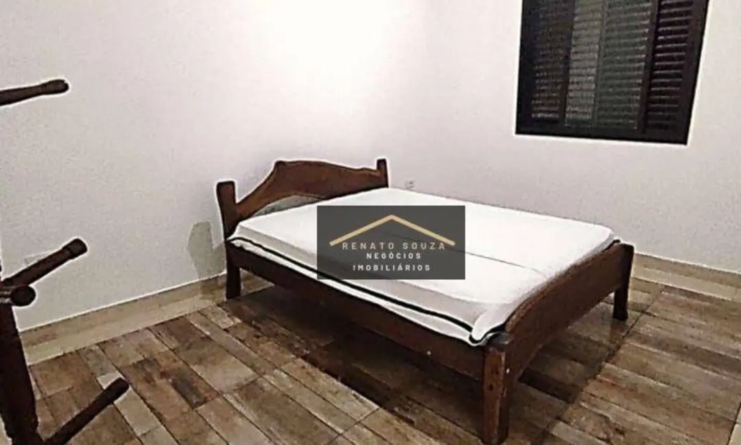 Casa com 3 quartos à venda, 300m2 em Peruibe - SP - imagem 9 Foto 9 de Casa com 3 quartos à venda, 300m2 em Peruibe - SP