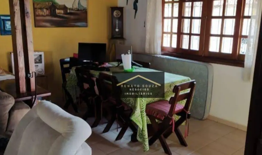 Casa com 4 quartos à venda, 250m2 em Peruibe - SP - imagem 7 Foto 7 de Casa com 4 quartos à venda, 250m2 em Peruibe - SP