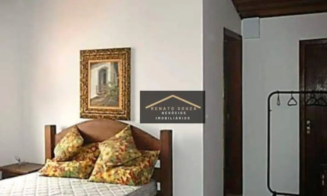 Sobrado com 3 quartos à venda, 250m2 em Peruibe - SP - imagem 5 Foto 5 de Sobrado com 3 quartos à venda, 250m2 em Peruibe - SP