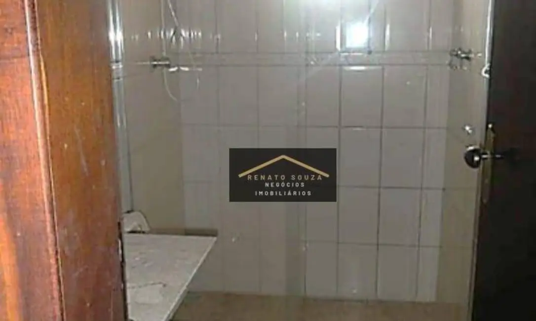 Sobrado com 3 quartos à venda, 250m2 em Peruibe - SP - imagem 6 Foto 6 de Sobrado com 3 quartos à venda, 250m2 em Peruibe - SP