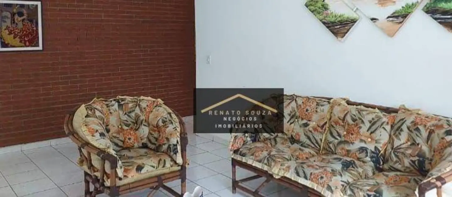 Casa com 3 quartos à venda, 250m2 em Peruibe - SP - imagem 3 Foto 3 de Casa com 3 quartos à venda, 250m2 em Peruibe - SP