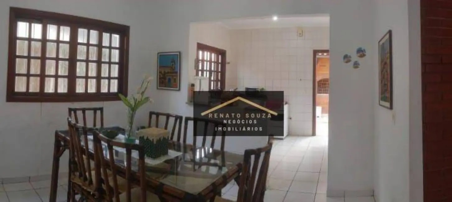 Casa com 3 quartos à venda, 250m2 em Peruibe - SP - imagem 5 Foto 5 de Casa com 3 quartos à venda, 250m2 em Peruibe - SP