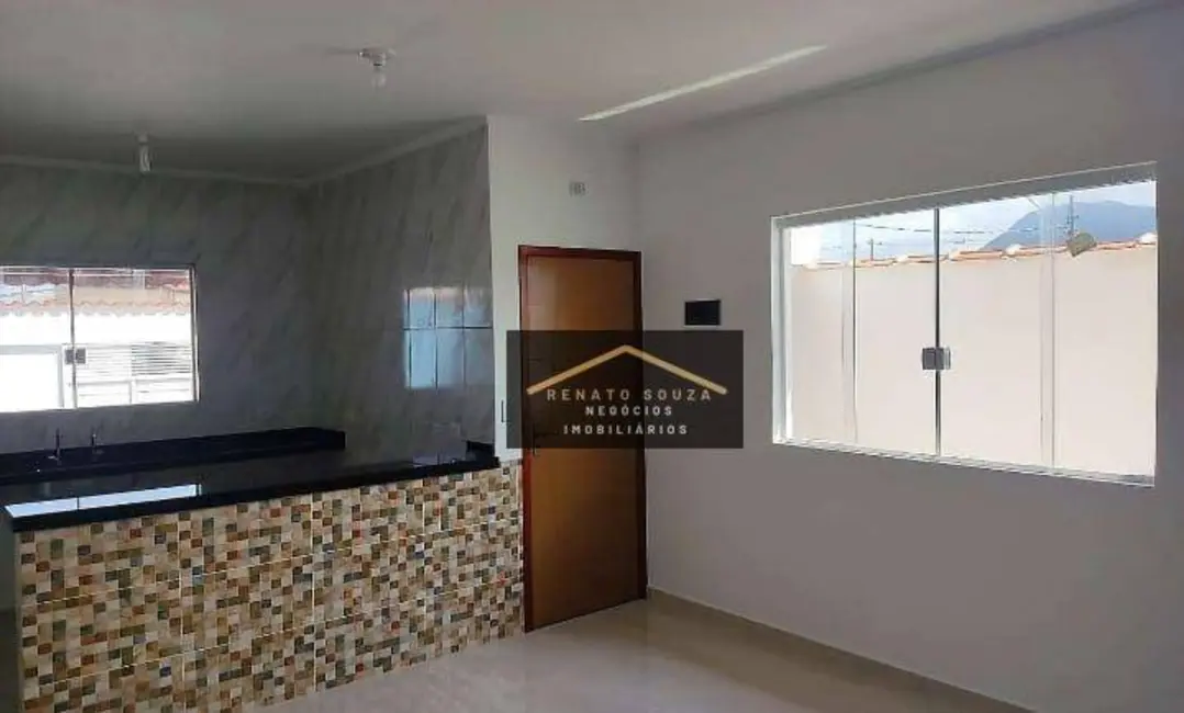 Foto 8 de Casa com 2 quartos à venda, 125m2 em Peruibe - SP