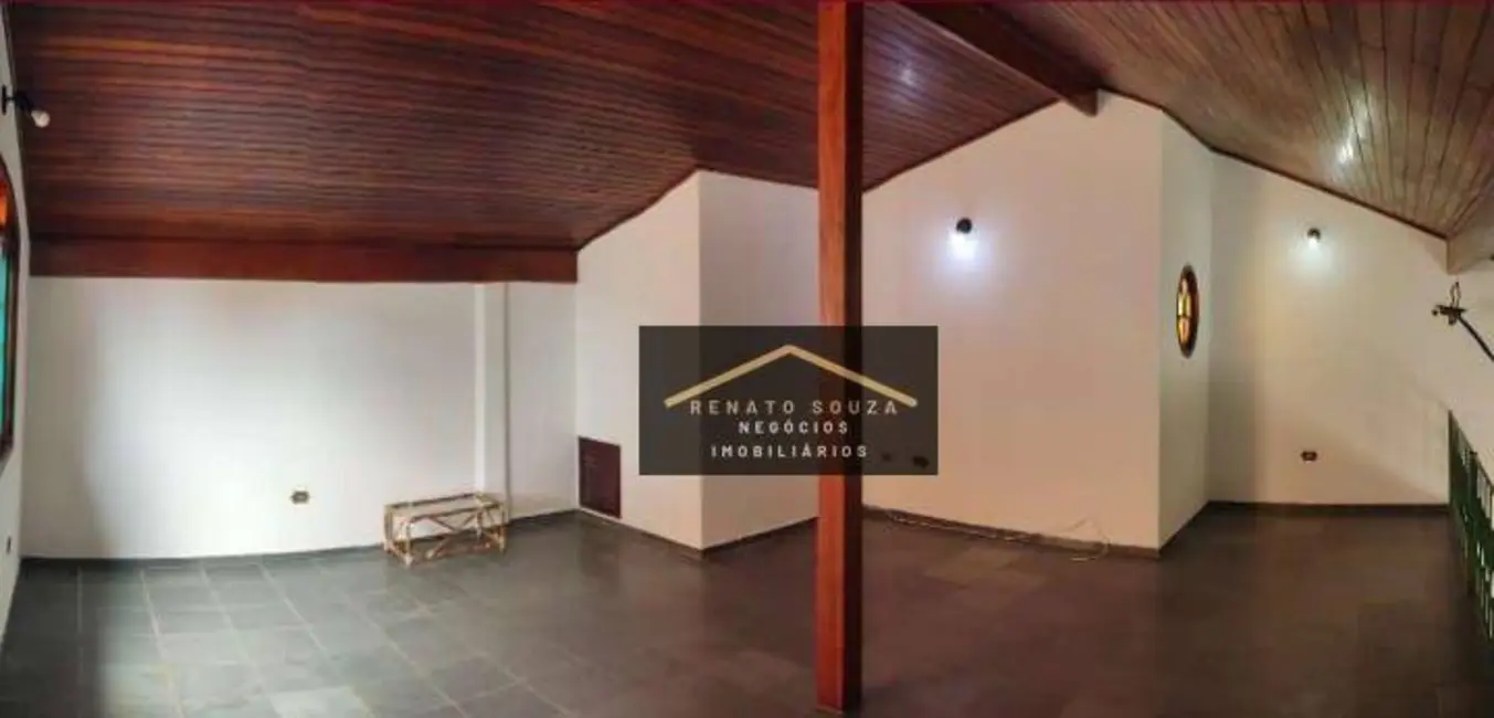 Casa com 3 quartos à venda, 250m2 em Peruibe - SP - imagem 8 Foto 8 de Casa com 3 quartos à venda, 250m2 em Peruibe - SP