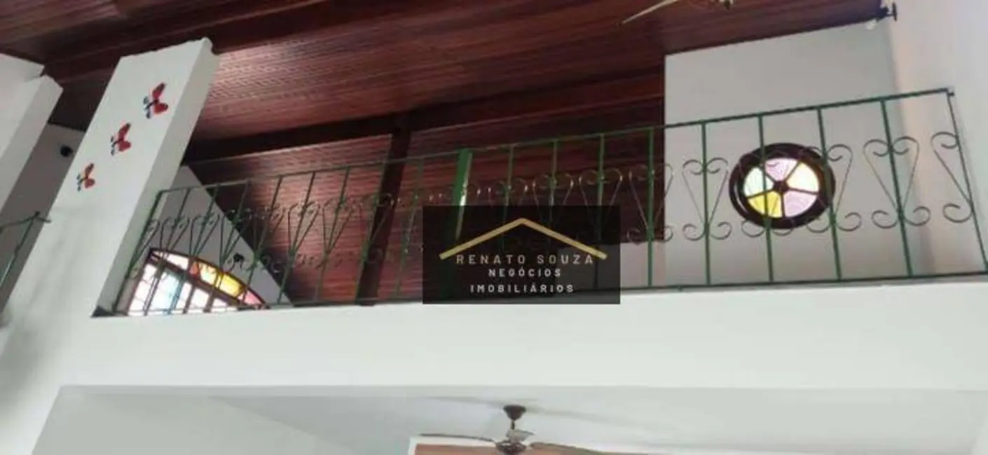 Casa com 3 quartos à venda, 250m2 em Peruibe - SP - imagem 7 Foto 7 de Casa com 3 quartos à venda, 250m2 em Peruibe - SP