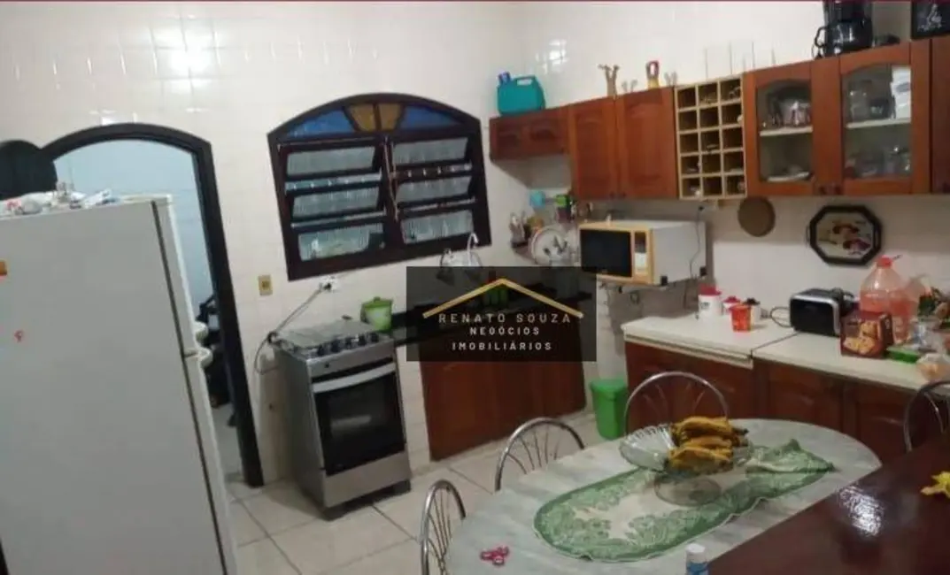 Casa com 2 quartos à venda, 125m2 em Peruibe - SP - imagem 6 Foto 6 de Casa com 2 quartos à venda, 125m2 em Peruibe - SP