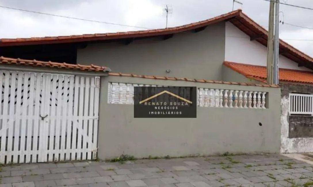 Casa com 2 quartos à venda, 125m2 em Peruibe - SP - imagem 4 Foto 4 de Casa com 2 quartos à venda, 125m2 em Peruibe - SP
