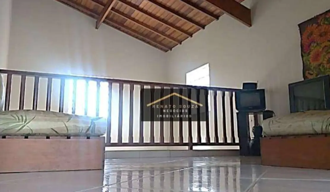 Sobrado com 3 quartos à venda, 250m2 em Peruibe - SP - imagem 6 Foto 6 de Sobrado com 3 quartos à venda, 250m2 em Peruibe - SP