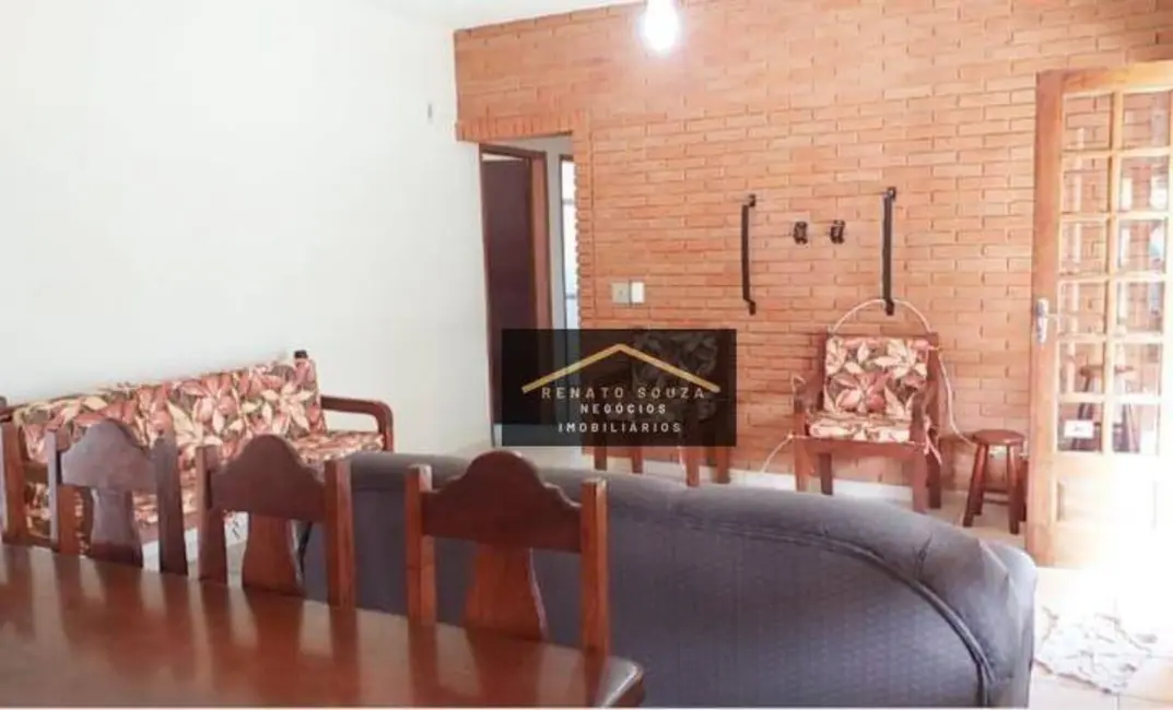 Casa com 3 quartos à venda, 250m2 em Peruibe - SP - imagem 4 Foto 4 de Casa com 3 quartos à venda, 250m2 em Peruibe - SP