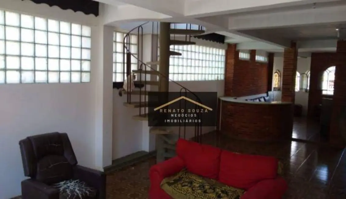 Sobrado com 3 quartos à venda, 250m2 em Peruibe - SP - imagem 7 Foto 7 de Sobrado com 3 quartos à venda, 250m2 em Peruibe - SP