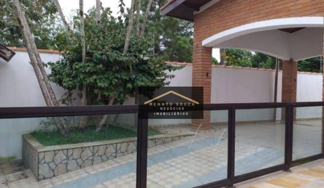 Foto 3 de Casa com 3 quartos à venda, 250m2 em Peruibe - SP