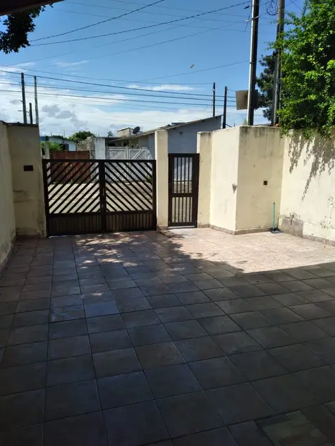 Casa com 2 quartos à venda, 180m2 em Peruibe - SP - imagem 2 Foto 2 de Casa com 2 quartos à venda, 180m2 em Peruibe - SP