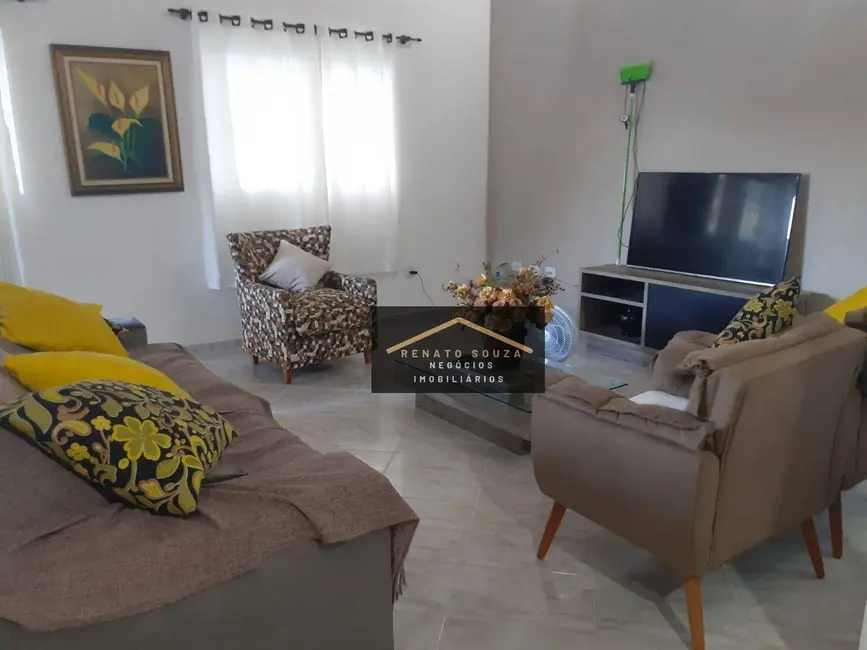 Sobrado com 4 quartos à venda, 260m2 em Peruibe - SP - imagem 6 Foto 6 de Sobrado com 4 quartos à venda, 260m2 em Peruibe - SP