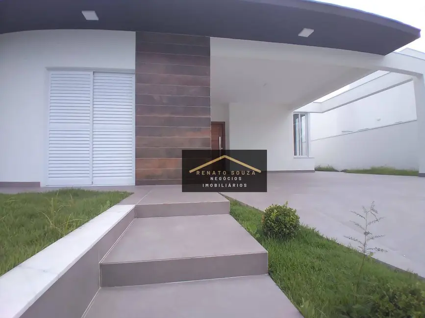 Casa com 3 quartos à venda, 250m2 em Peruibe - SP - imagem 6 Foto 6 de Casa com 3 quartos à venda, 250m2 em Peruibe - SP