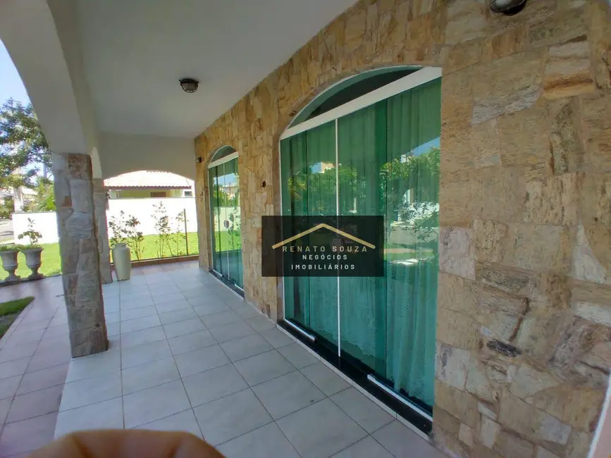 Sobrado com 4 quartos à venda, 400m2 em Peruibe - SP - imagem 6 Foto 6 de Sobrado com 4 quartos à venda, 400m2 em Peruibe - SP