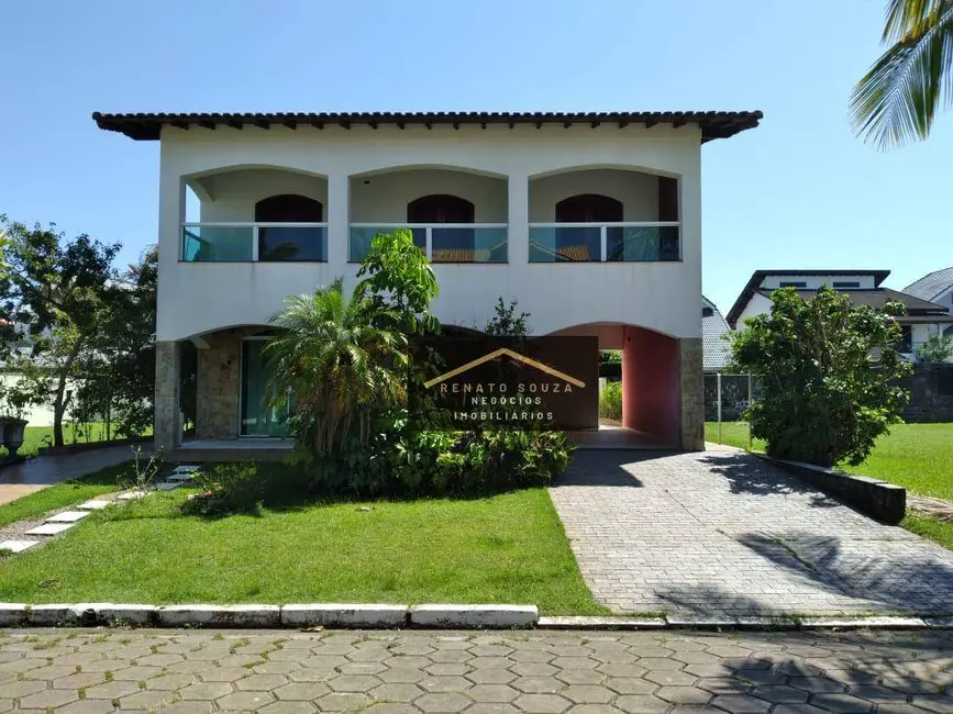 Sobrado com 4 quartos à venda, 400m2 em Peruibe - SP - imagem 3 Foto 3 de Sobrado com 4 quartos à venda, 400m2 em Peruibe - SP