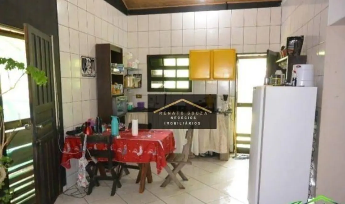 Casa com 2 quartos à venda, 250m2 em Peruibe - SP - imagem 4 Foto 4 de Casa com 2 quartos à venda, 250m2 em Peruibe - SP