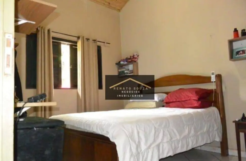 Casa com 2 quartos à venda, 250m2 em Peruibe - SP - imagem 5 Foto 5 de Casa com 2 quartos à venda, 250m2 em Peruibe - SP