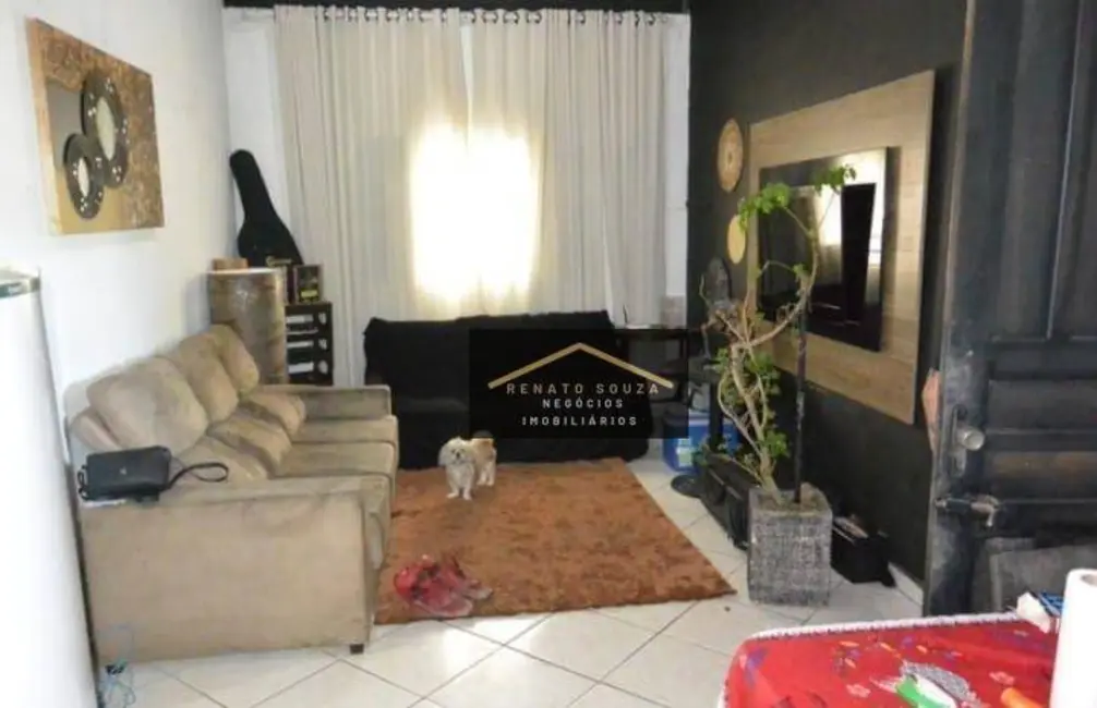 Casa com 2 quartos à venda, 250m2 em Peruibe - SP - imagem 3 Foto 3 de Casa com 2 quartos à venda, 250m2 em Peruibe - SP