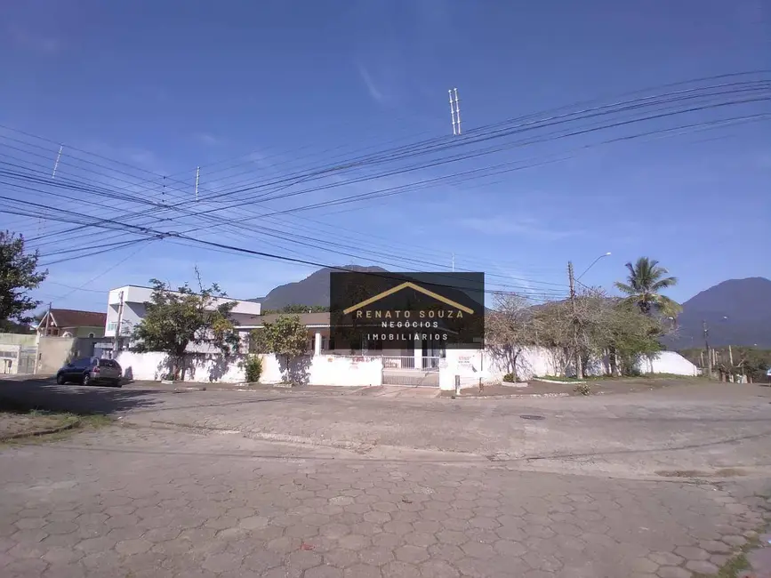 Casa com 4 quartos à venda, 1350m2 em Centro, Peruibe - SP - imagem 3 Foto 3 de Casa com 4 quartos à venda, 1350m2 em Centro, Peruibe - SP