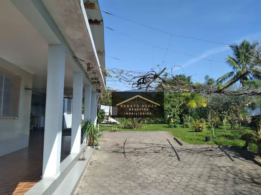 Casa com 4 quartos à venda, 1350m2 em Centro, Peruibe - SP - imagem 8 Foto 8 de Casa com 4 quartos à venda, 1350m2 em Centro, Peruibe - SP