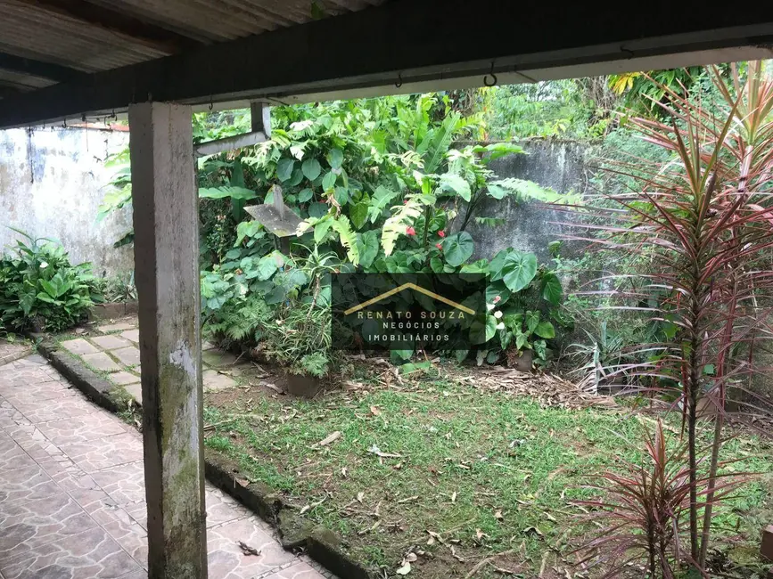 Casa com 4 quartos à venda, 600m2 em Peruibe - SP - imagem 6 Foto 6 de Casa com 4 quartos à venda, 600m2 em Peruibe - SP