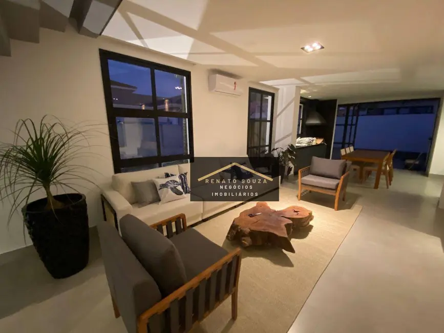 Casa de Condomínio com 4 quartos à venda, 400m2 em Peruibe - SP - imagem 6 Foto 6 de Casa de Condomínio com 4 quartos à venda, 400m2 em Peruibe - SP