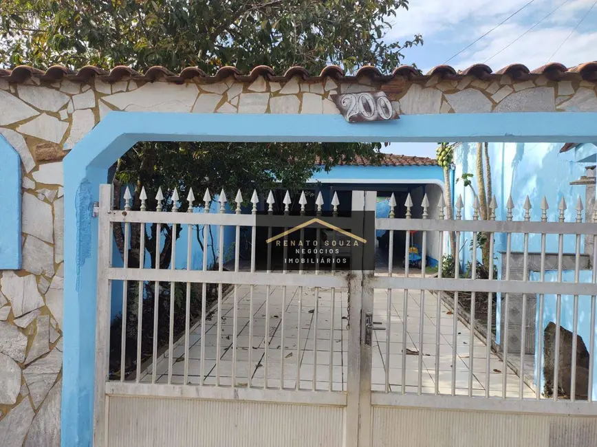 Casa com 2 quartos à venda, 217m2 em Peruibe - SP - imagem 3 Foto 3 de Casa com 2 quartos à venda, 217m2 em Peruibe - SP