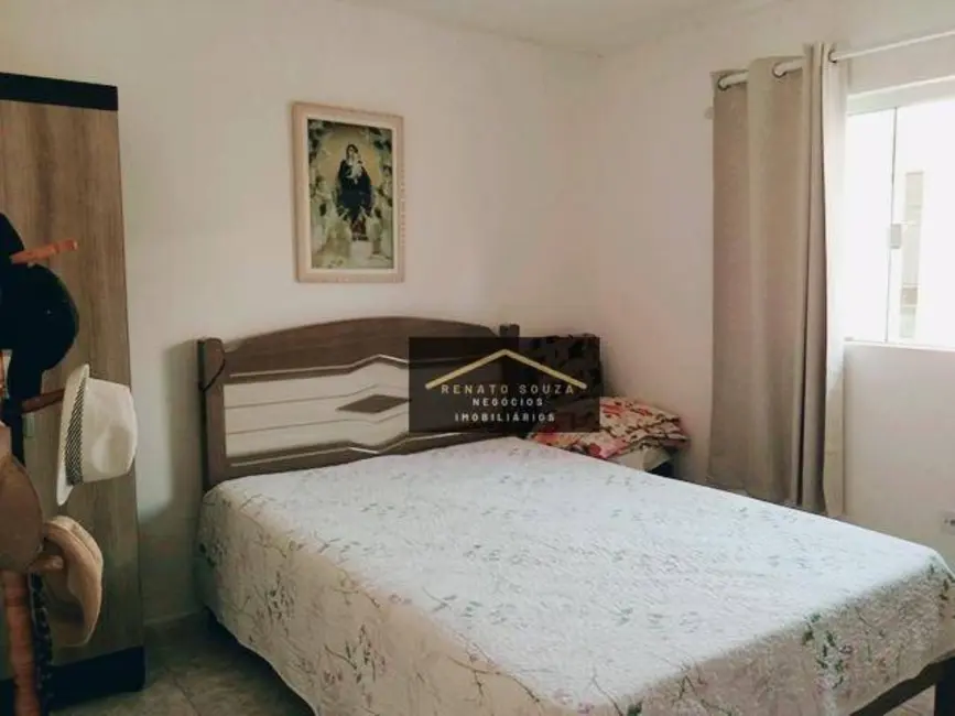 Casa com 4 quartos à venda, 250m2 em Peruibe - SP - imagem 7 Foto 7 de Casa com 4 quartos à venda, 250m2 em Peruibe - SP