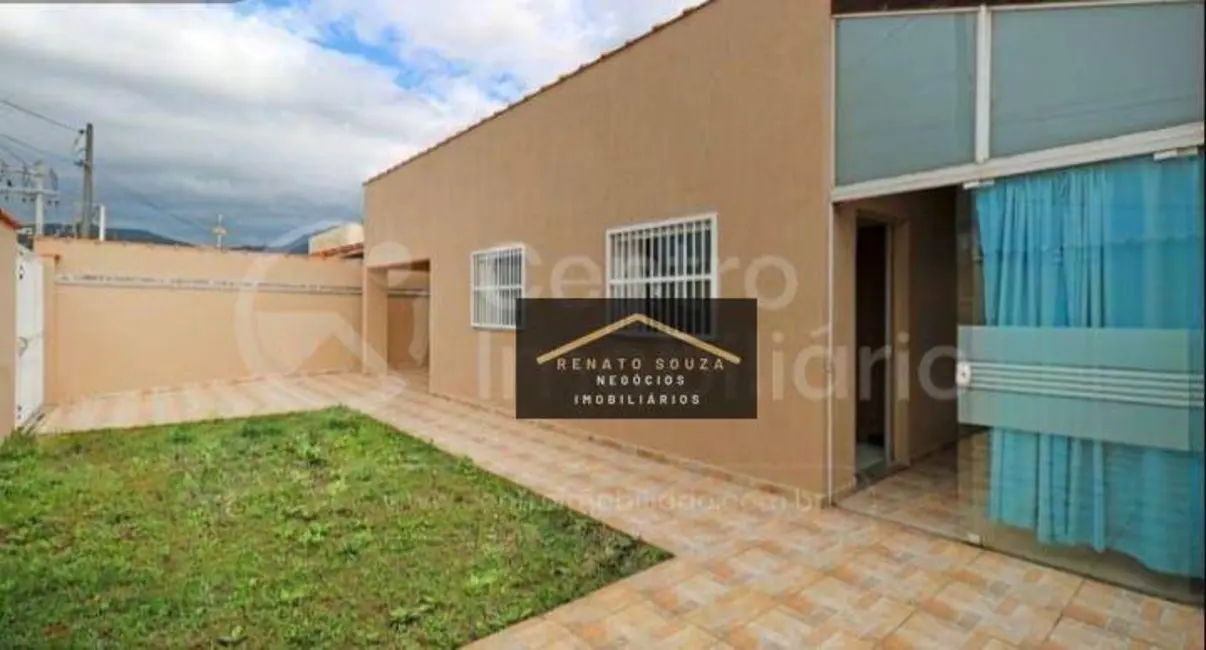 Foto 9 de Casa com 2 quartos à venda, 180m2 em Peruibe - SP