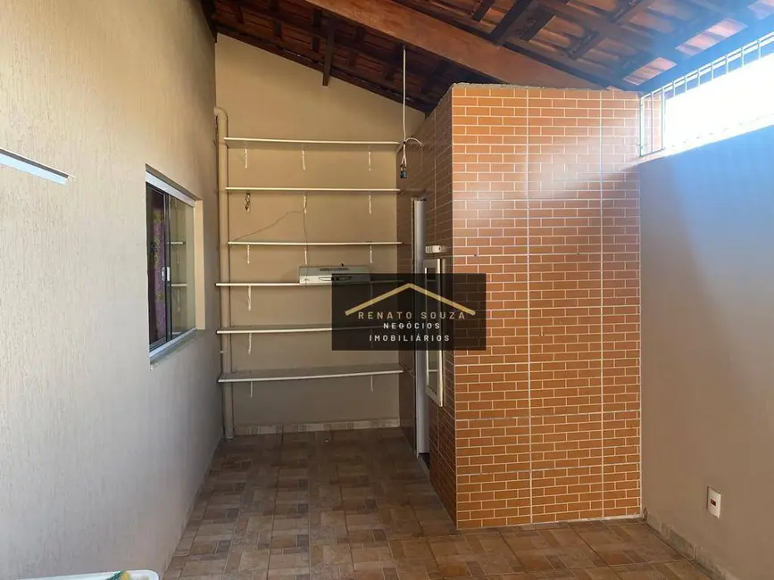 Foto 5 de Casa com 2 quartos à venda, 180m2 em Peruibe - SP