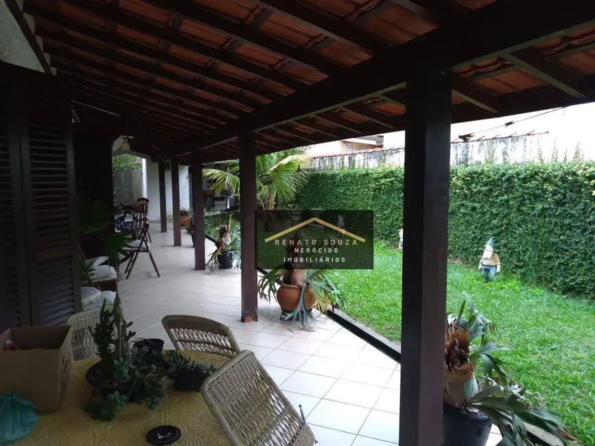 Casa com 4 quartos à venda, 476m2 em Peruibe - SP - imagem 8 Foto 8 de Casa com 4 quartos à venda, 476m2 em Peruibe - SP