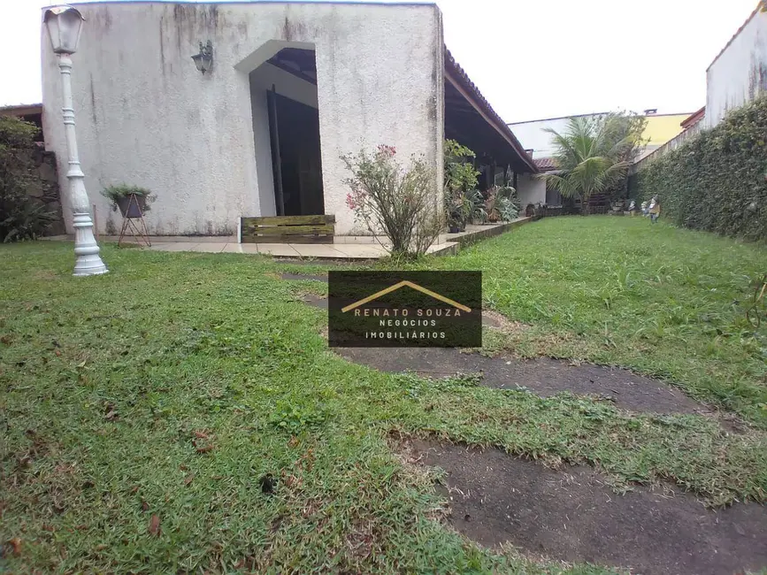 Casa com 4 quartos à venda, 476m2 em Peruibe - SP - imagem 9 Foto 9 de Casa com 4 quartos à venda, 476m2 em Peruibe - SP