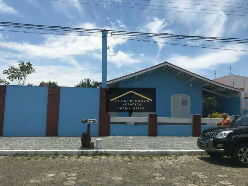 Casa com 3 quartos à venda, 530m2 em Peruibe - SP - imagem 4 Foto 4 de Casa com 3 quartos à venda, 530m2 em Peruibe - SP
