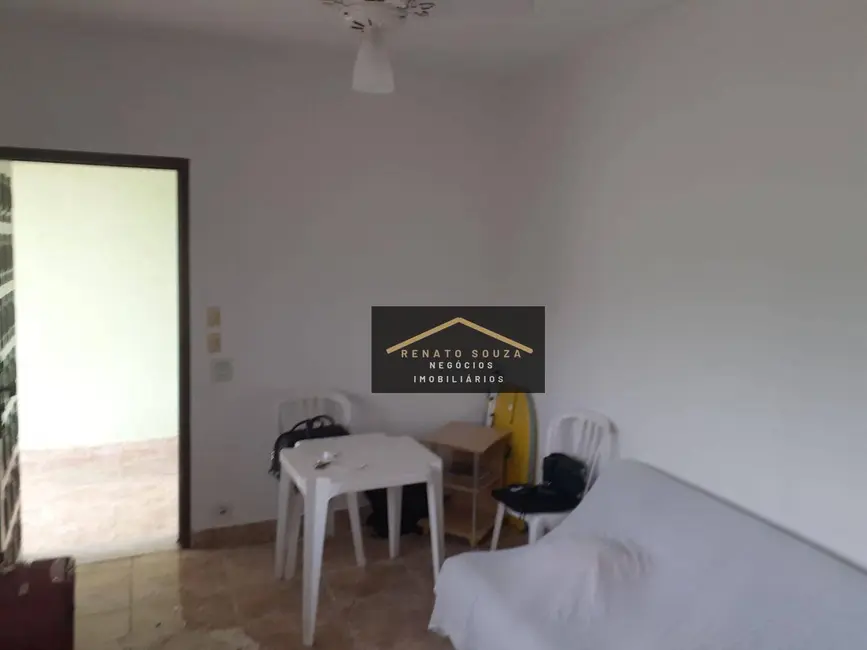 Casa com 3 quartos à venda, 250m2 em Peruibe - SP - imagem 8 Foto 8 de Casa com 3 quartos à venda, 250m2 em Peruibe - SP