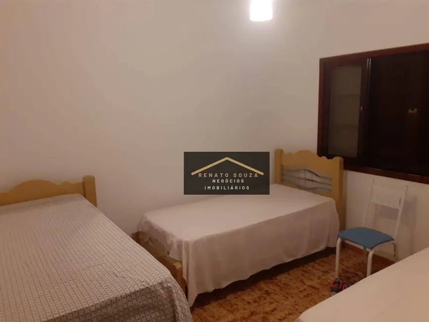 Casa com 3 quartos à venda, 250m2 em Peruibe - SP - imagem 7 Foto 7 de Casa com 3 quartos à venda, 250m2 em Peruibe - SP