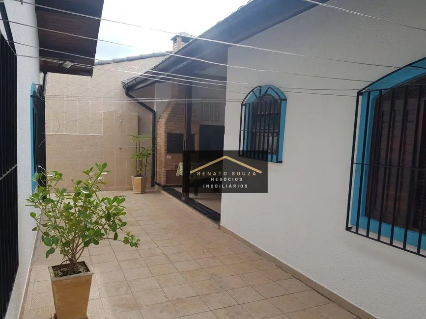 Foto 1 de Casa com 3 quartos à venda, 500m2 em Peruibe - SP