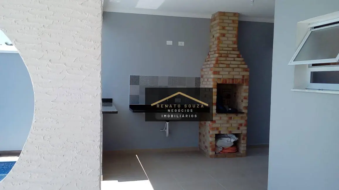 Casa com 3 quartos à venda, 250m2 em Peruibe - SP - imagem 3 Foto 3 de Casa com 3 quartos à venda, 250m2 em Peruibe - SP