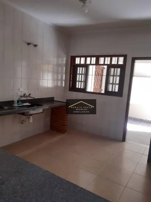 Casa com 4 quartos à venda, 250m2 em Peruibe - SP - imagem 7 Foto 7 de Casa com 4 quartos à venda, 250m2 em Peruibe - SP